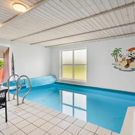 Cozy In With Sauna Vakantiehuis